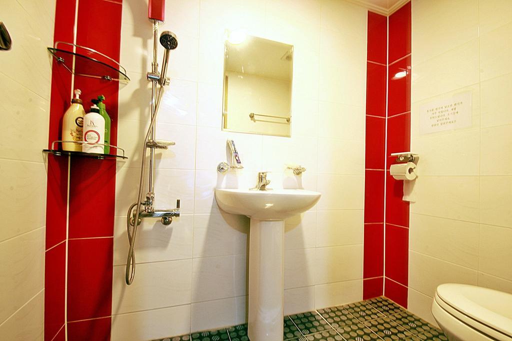 Guest house Eel 2*